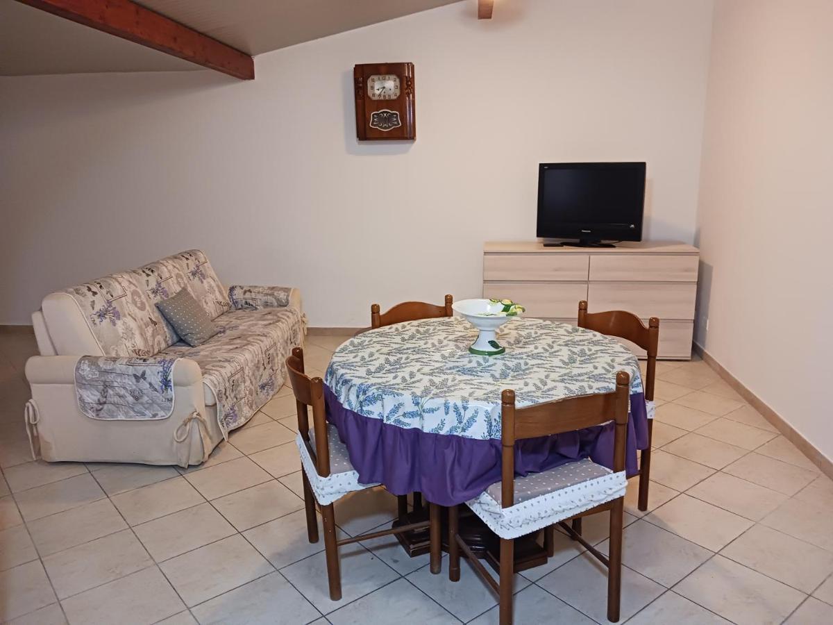 Nora Casa Vacanze/Bed And Breakfast 풀라 외부 사진