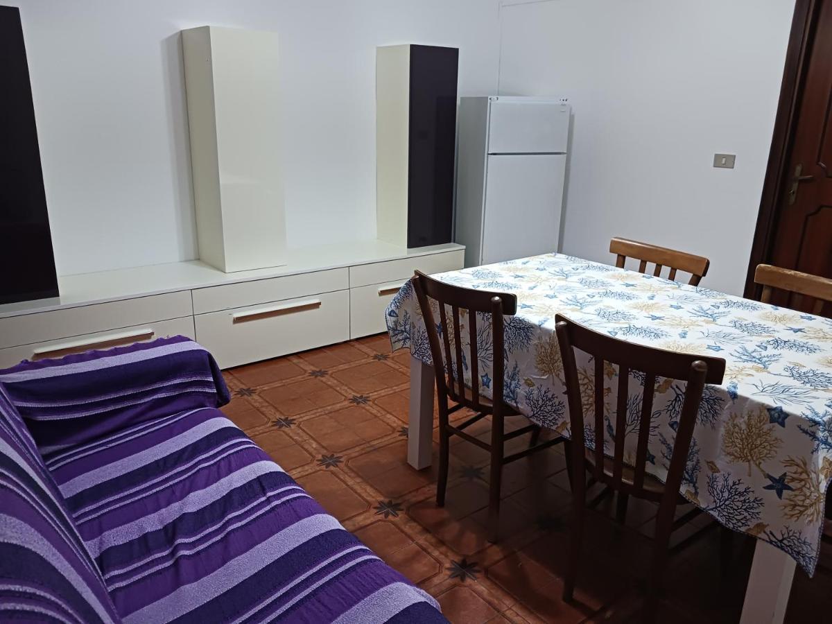 Nora Casa Vacanze/Bed And Breakfast 풀라 외부 사진